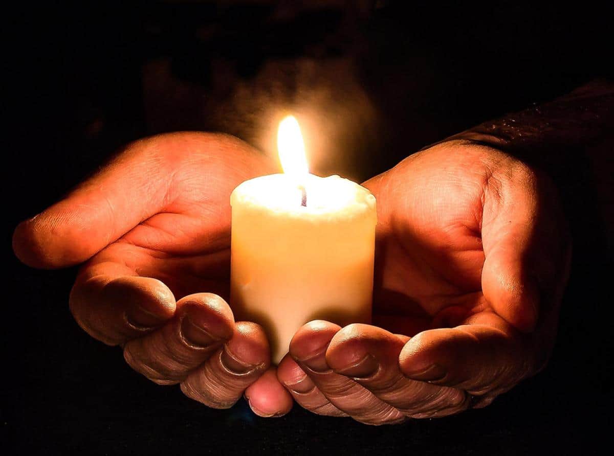 «Зажги» свою свечу памяти
