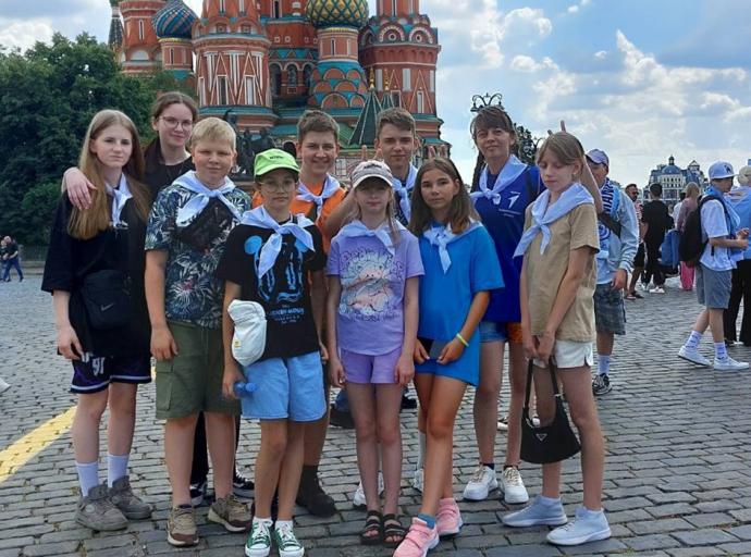 Школьники из Переславского — в Москве
