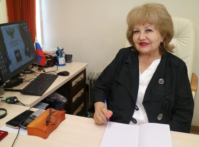 Директор Зеленоградской средней школы вошла в число финалистов всероссийского конкурса
