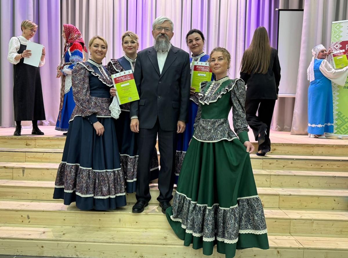 В Кубановском филиале дома культуры Гусева состоялся IV Областной конкурс исполнителей народной песни «Родные напевы»