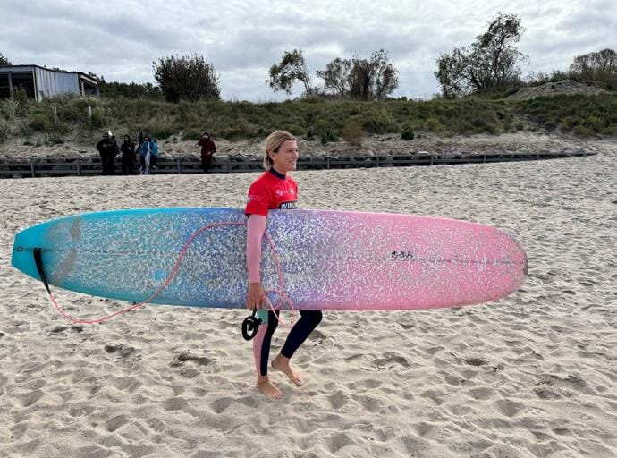 В Зеленоградске проходит чемпионат России по сёрфингу в дисциплине «длинная доска»