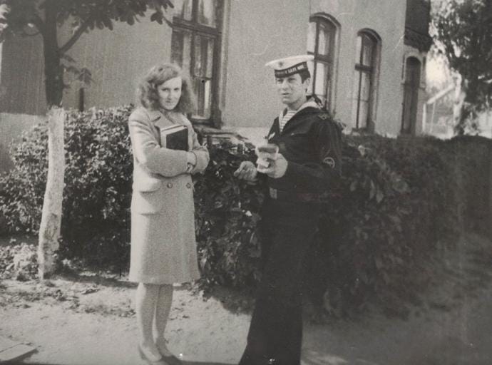 Судьбоносная встреча под дождём