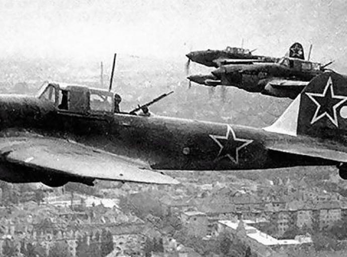 9 декабря в России отмечается День Героев Отечества