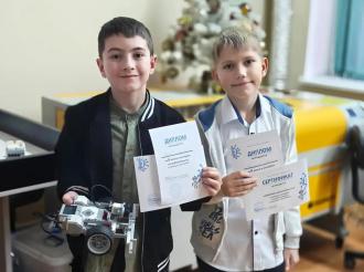 Команда школы посёлка Грачёвка приняла участие в открытых соревнованиях по робототехнике