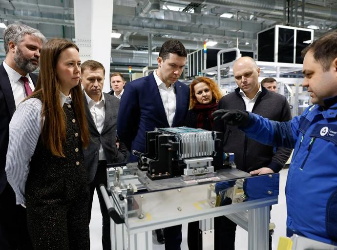 Новые заводы, федеральные визиты и нацпроекты