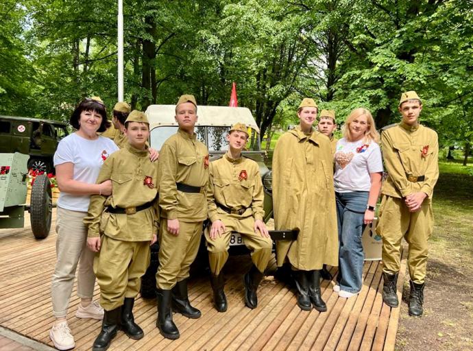 С 2022 года в школе посёлка Романово работает театральная студия «Вдохновение»