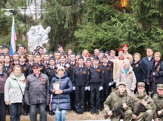 В Переславском прошёл памятный митинг «Вахта Памяти»