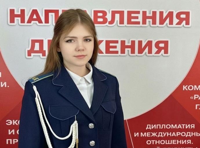 Восьмиклассница школы посёлка Мельниково стала победителем Всероссийской онлайн-олимпиады Учи.ру по математике