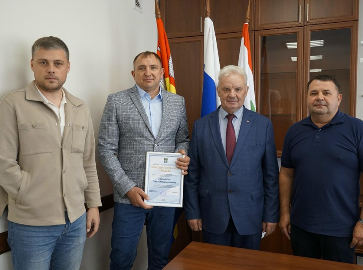 От муниципального уровня к областному парламенту
